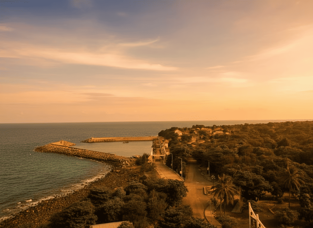Con Co Island Ferry Port serves as the main gateway to a once-strategic military outpost in the East Sea